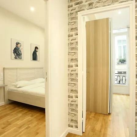 Rent A - Bonne Nouvelle