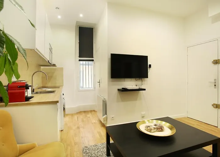 Rent A - Bonne Nouvelle شقة
