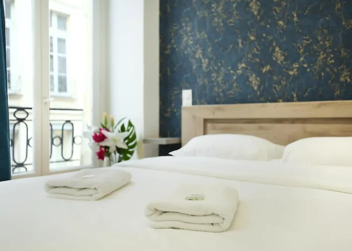Rent A - Bonne Nouvelle Paris