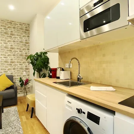 Rent A - Bonne Nouvelle *